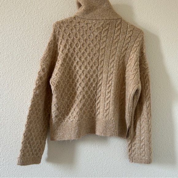 Abercrombie & Fitch Knit Pop Over 1/3 Zip Sweater Women’s XSmall Beige Cozy - Picture 8 of 11